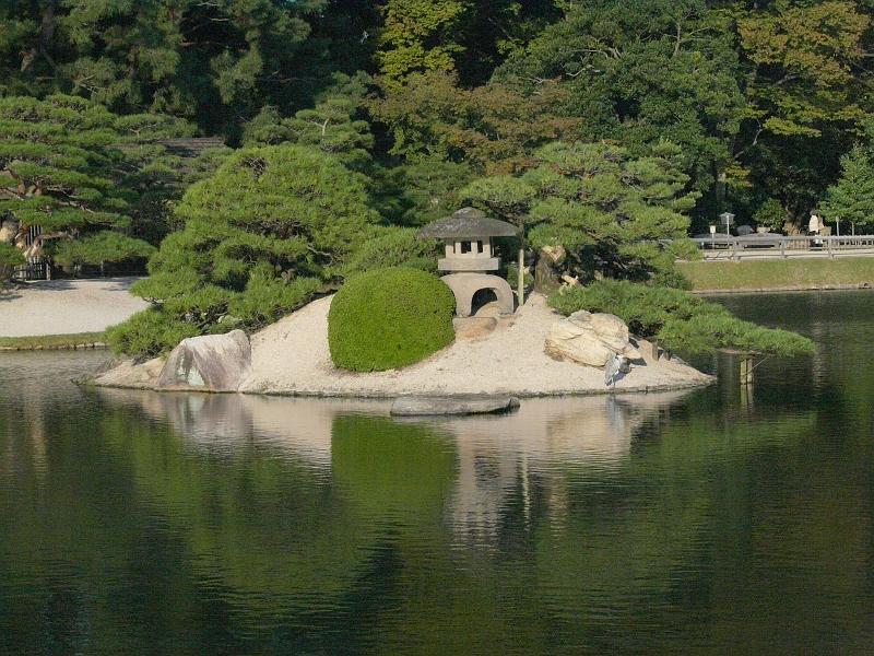 seib-2008-japan-37.JPG - Koraku-en garden (© Roland Seib)