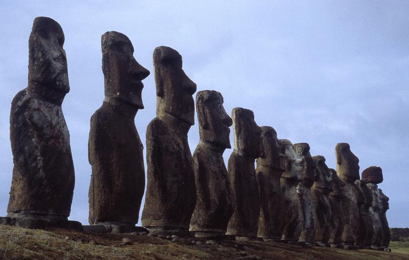 Rapanui-04b-Seib-2000.jpg - ditto (© Roland Seib)