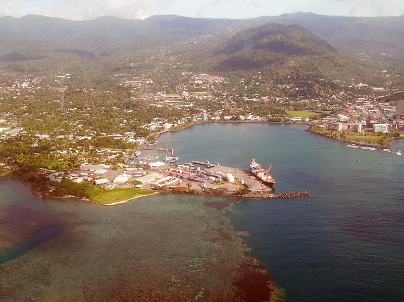 Samoa-04-Seib-2011.jpg - Apia Bay (Photo by Roland Seib)