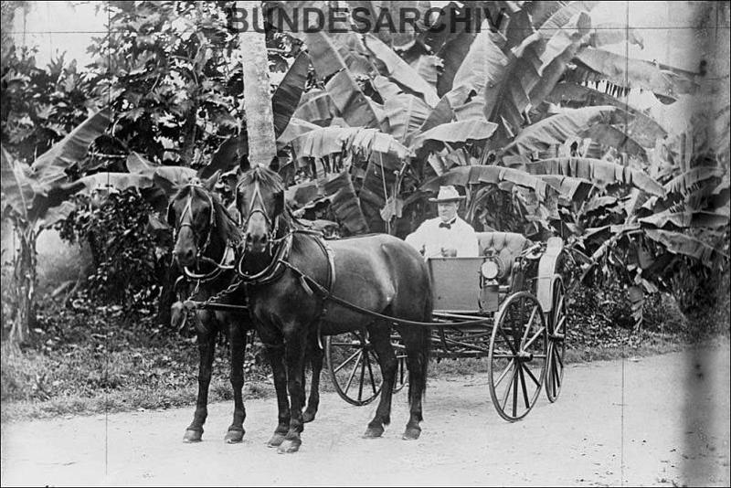 Samoa-40-Bundesarchiv.jpg - Wilhelm Solf in Apia (source: Bundesarchiv; http://www.bundesarchiv.de/oeffentlichkeitsarbeit/bilder_dokumente/01081/index-2.html.de; accessed: 23.1.2012)