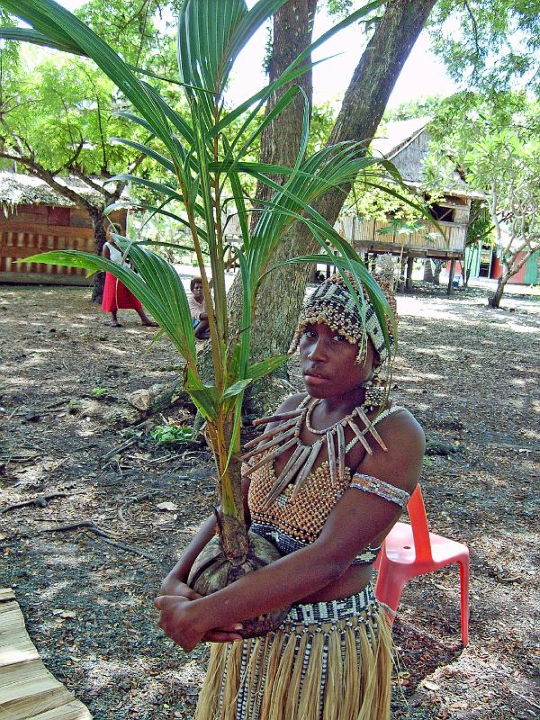 Solomons-07-Feldmann-2006.JPG - Bride (© Martin Feldmann)