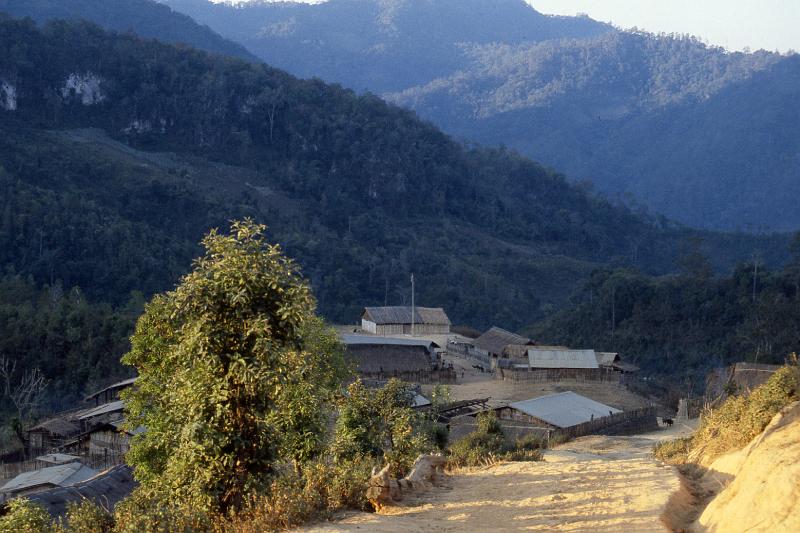 Thailand-36-Seib-1986.jpg - (photo by Roland Seib)