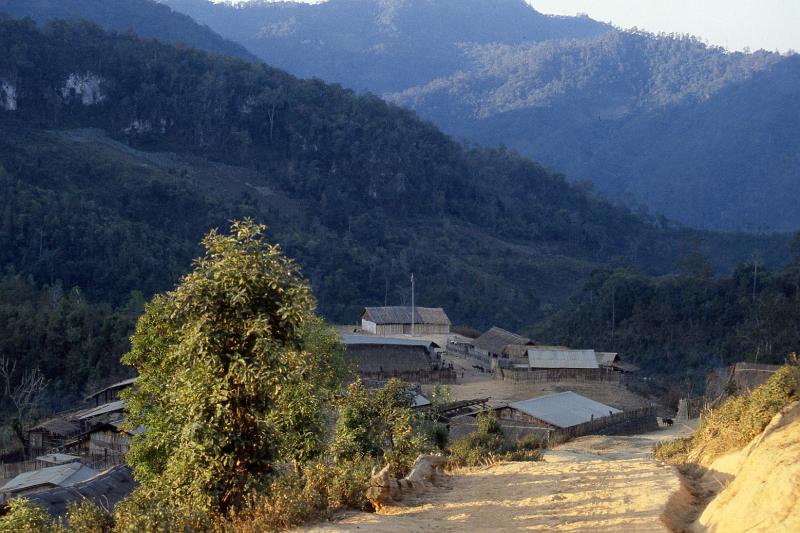 Thailand-36-Seib-1986.jpg - (photo by Roland Seib)