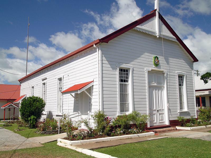 Tonga-25-Seib-2011.jpg - Parliament building (Photo by Roland Seib).