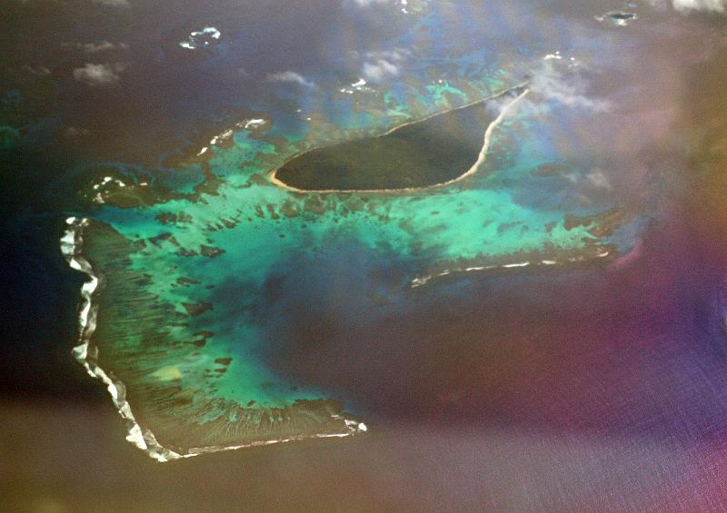 Tonga-48-Seib-2011.jpg - Island on the way to Vava´u (Photo by Roland Seib)