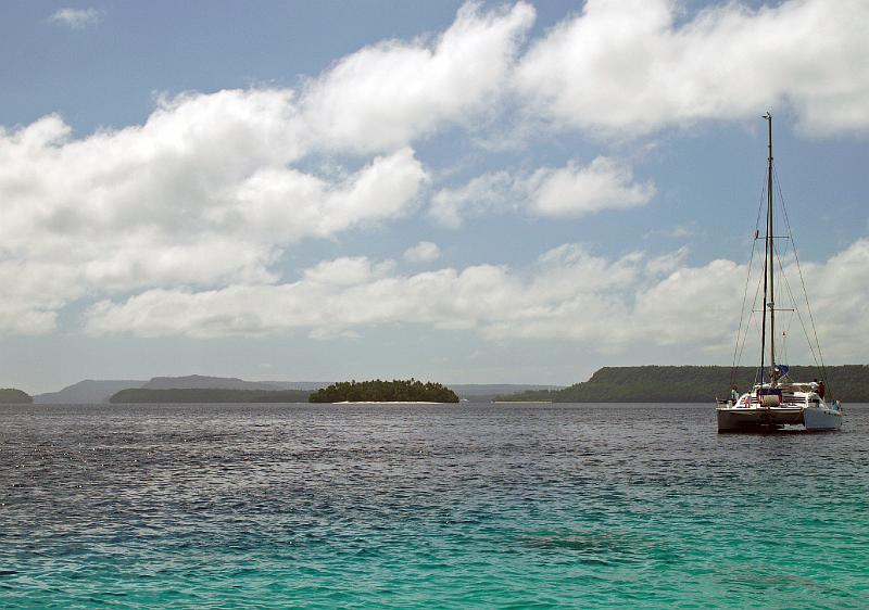 Tonga-75-Seib-2011.jpg - Relaxing on a small island (Photo by Roland Seib).