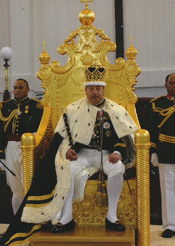 Tonga-79-Moana-2008.jpg - Coronation of His Majesty King George Tupou V, 1st August 2008 (source: reproduced from Moana Magazine Special Coronation Edition September-October 2008).