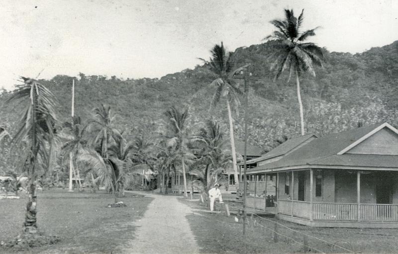 USsamoa-16a-Seib-2011.jpg - Main road U.S.Naval Station Tutuila, looking east, ca. 1907 (source: American Samoa Historic Preservation Office: A Walking Tour of Historic Fagatogo, revised 2008).