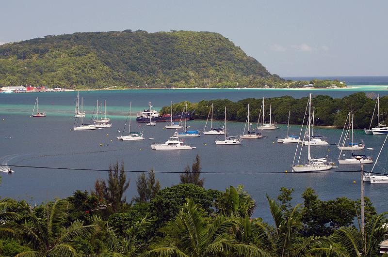 Vanuatu-30-Seib-2011.jpg - Harbour in front of Iririki Island (Photo by Roland Seib)