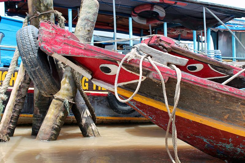 Vietnam-22-Unterkoefler-2013.jpg - Vessels in the Delta (Photo by Alexander Unterköfler)